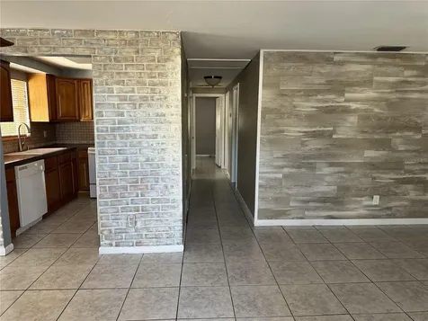 8892 79th Place Seminole FL 33777