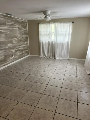 8892 79th Place Seminole FL 33777