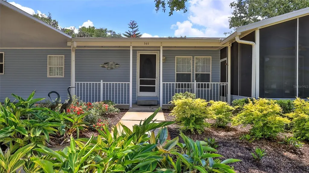 301 Marsh Landing Loop Oak Hill FL 32759