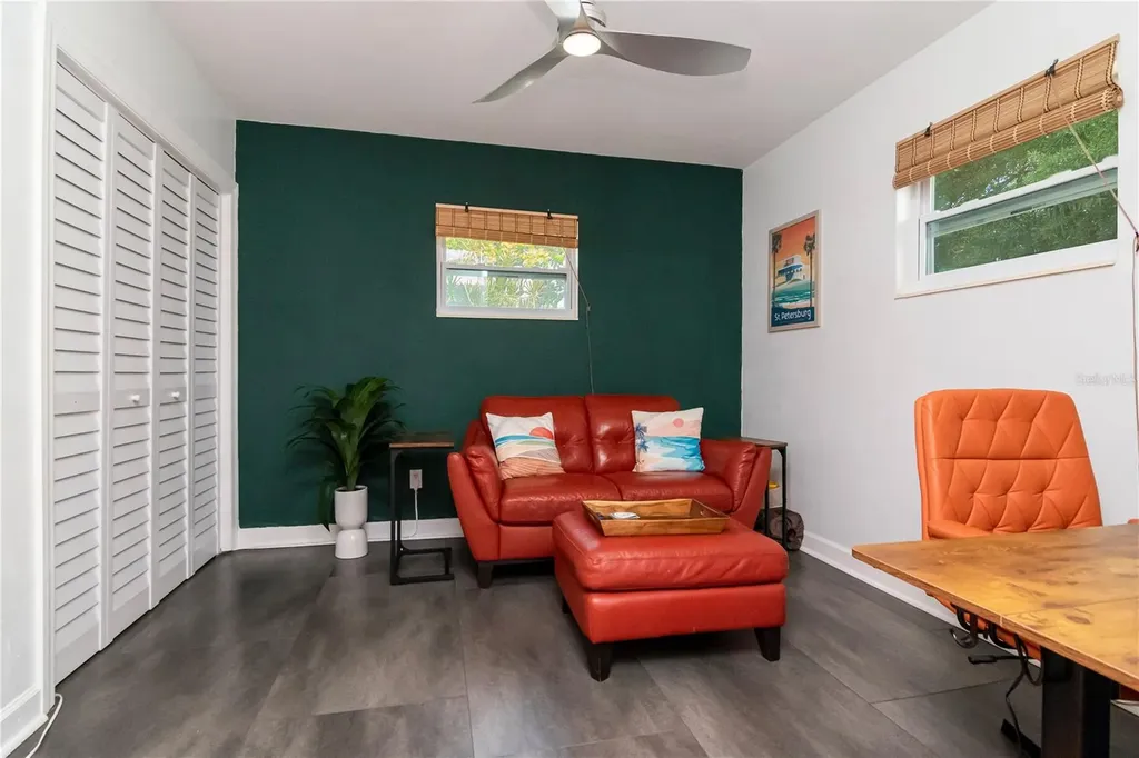 1950 45th Street N St Petersburg FL 33713