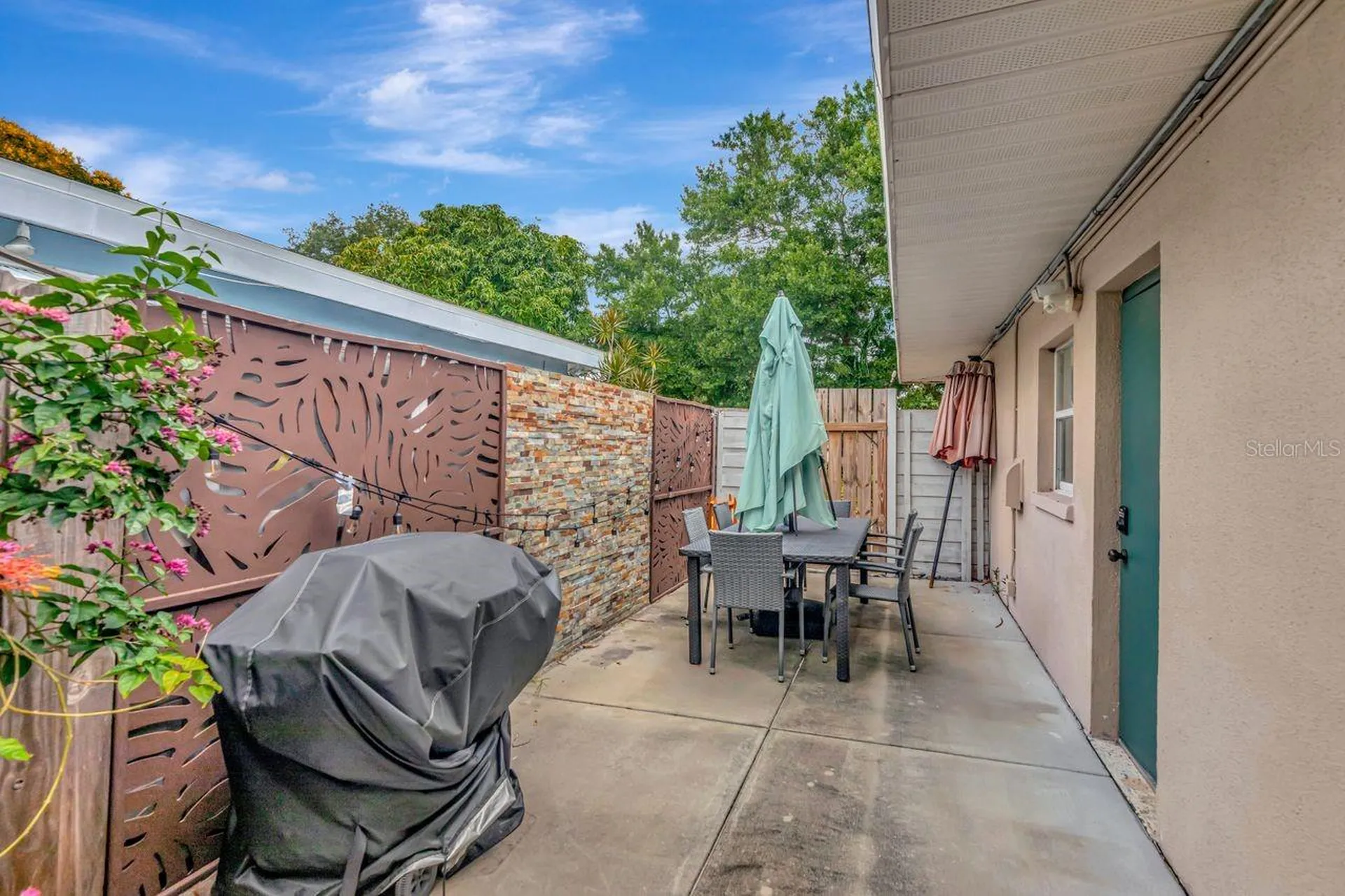 1950 45th Street N St Petersburg FL 33713