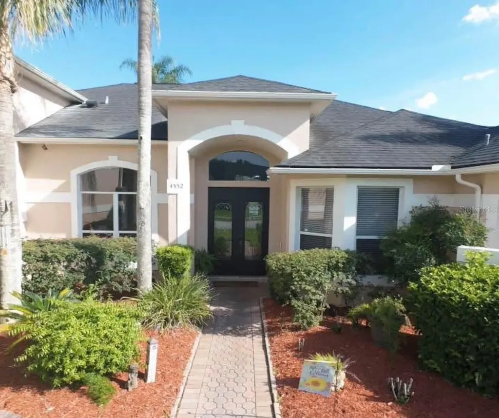 4552 Lake Calabay Drive Orlando FL 32837