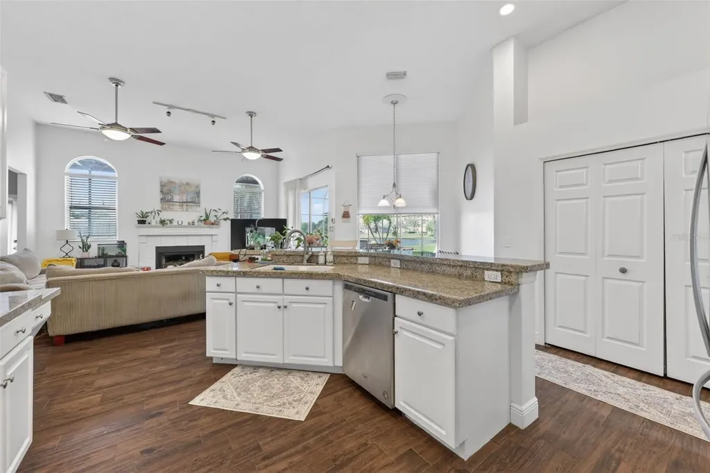 4552 Lake Calabay Drive Orlando FL 32837