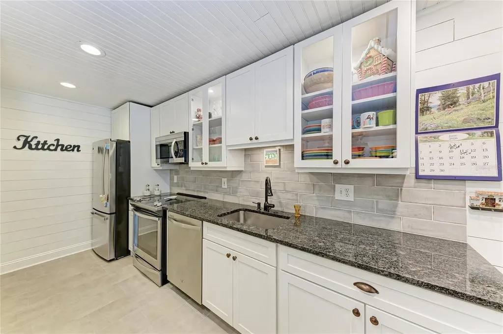 4512 Citation Lane Sarasota FL 34233