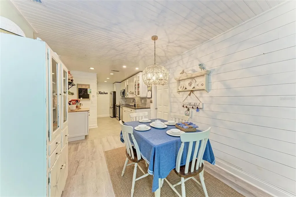 4512 Citation Lane Sarasota FL 34233