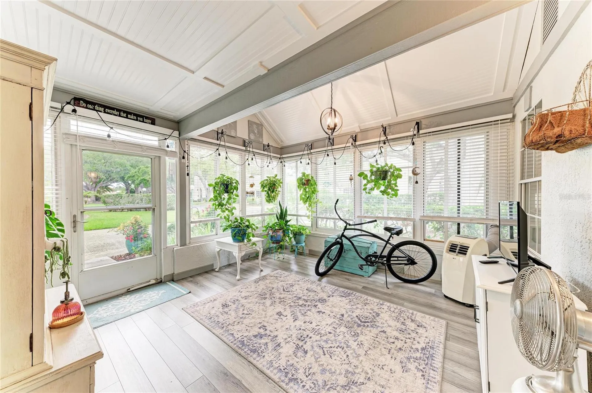4512 Citation Lane Sarasota FL 34233