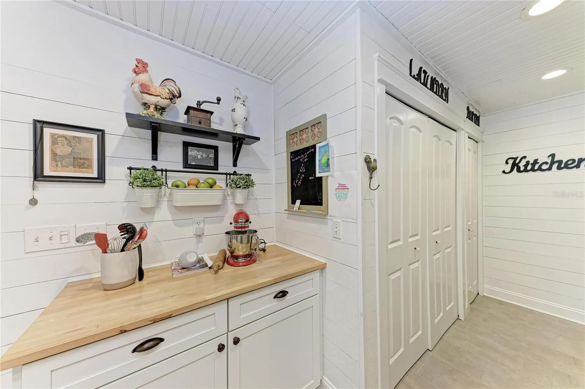 4512 Citation Lane Sarasota FL 34233