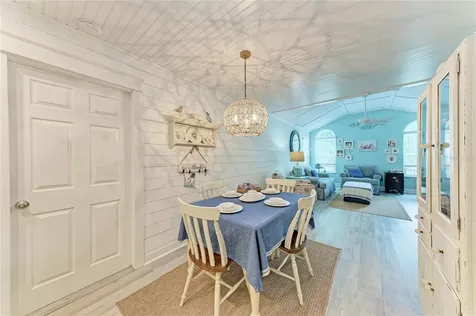 4512 Citation Lane Sarasota FL 34233