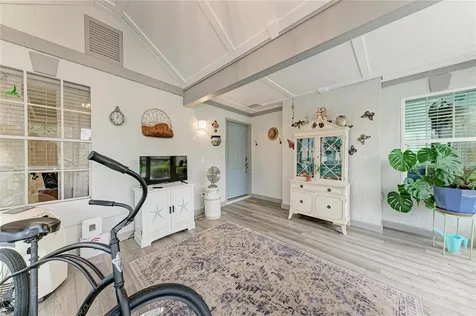 4512 Citation Lane Sarasota FL 34233