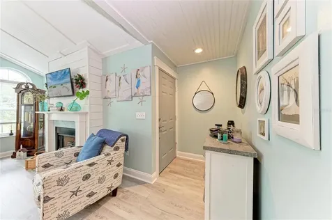4512 Citation Lane Sarasota FL 34233