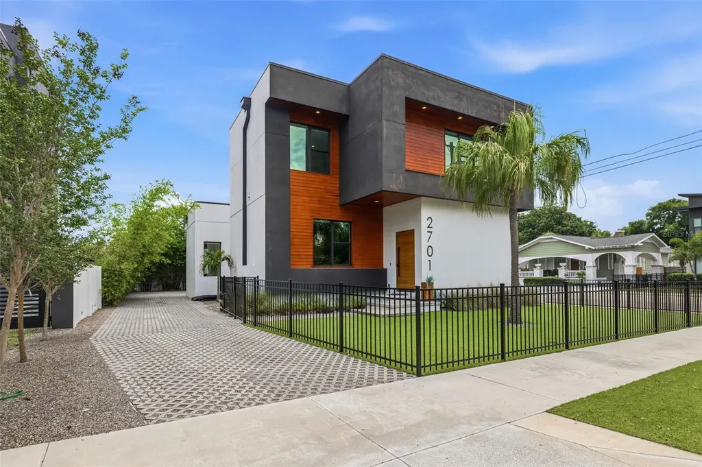 2701 N Poplar Avenue Tampa FL 33602