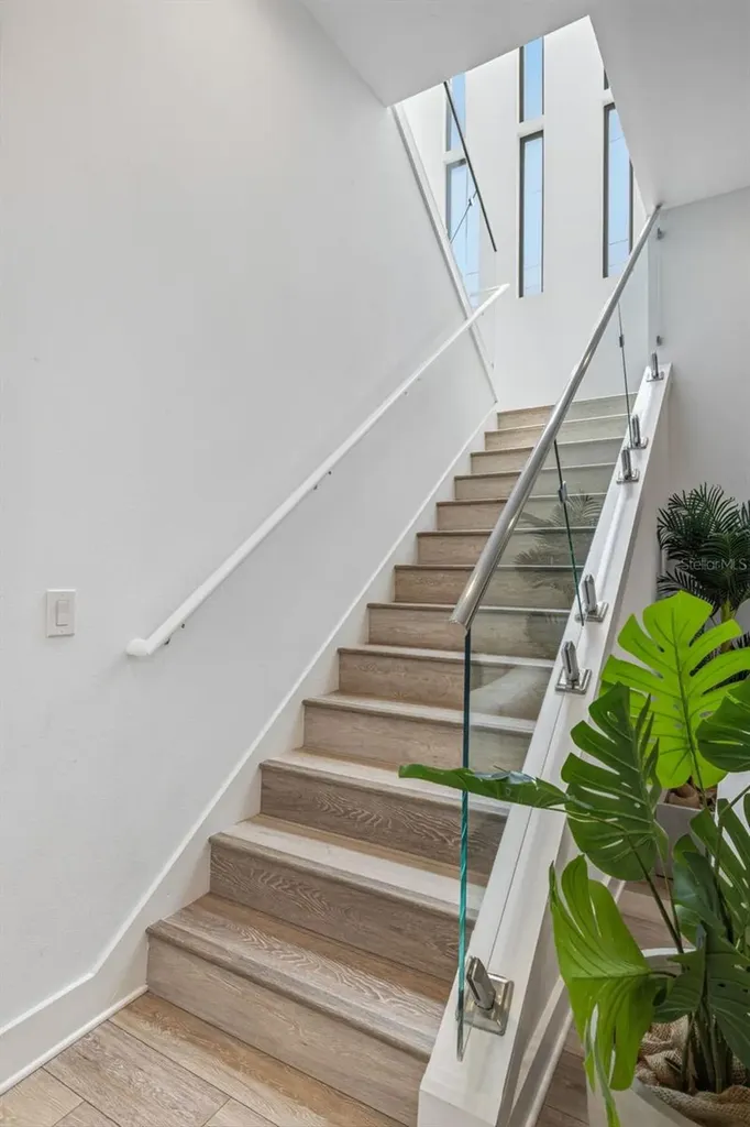 2701 N Poplar Avenue Tampa FL 33602