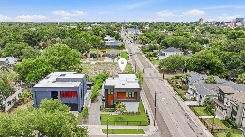 2701 N Poplar Avenue Tampa FL 33602