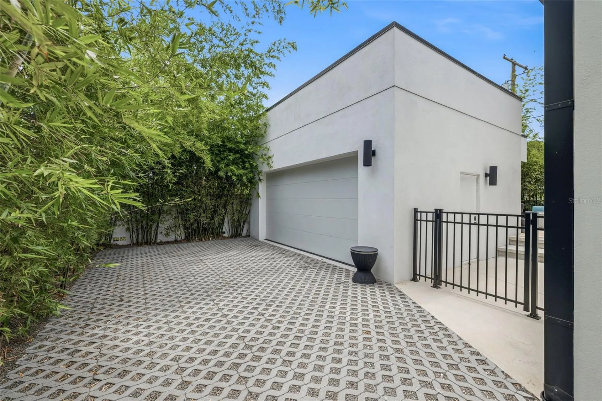 2701 N Poplar Avenue Tampa FL 33602