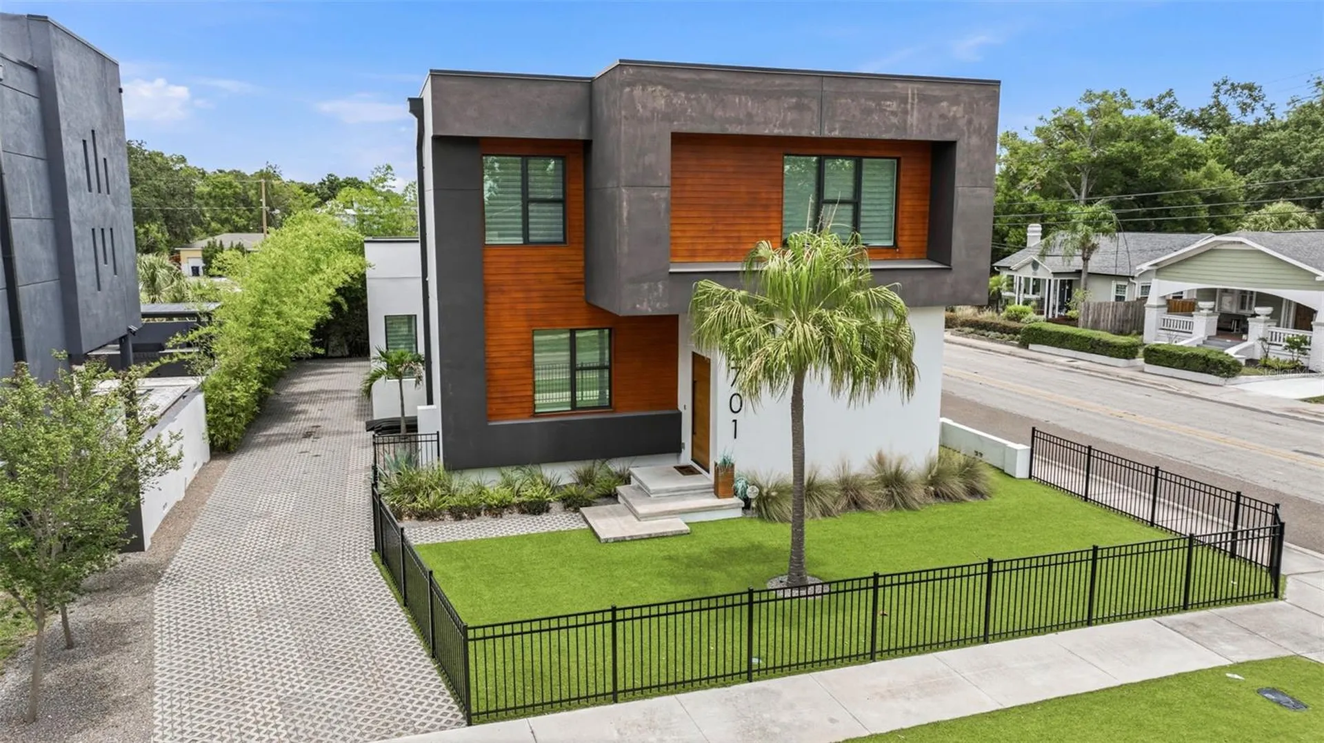 2701 N Poplar Avenue Tampa FL 33602