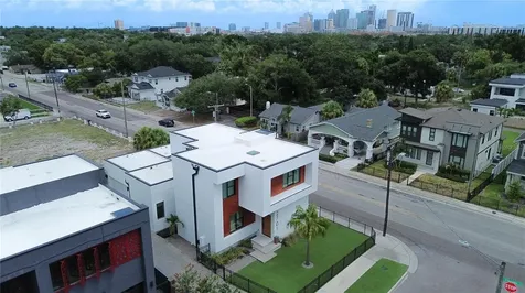 2701 N Poplar Avenue Tampa FL 33602