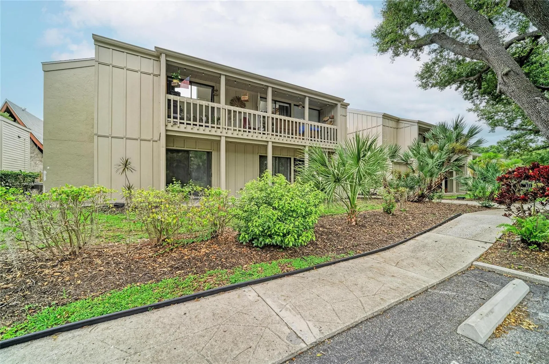 2224 Bahia Vista Street Sarasota FL 34239