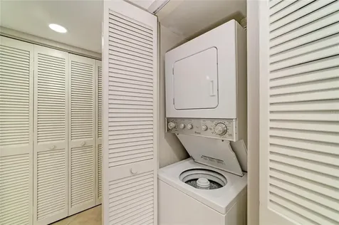 2224 Bahia Vista Street Sarasota FL 34239