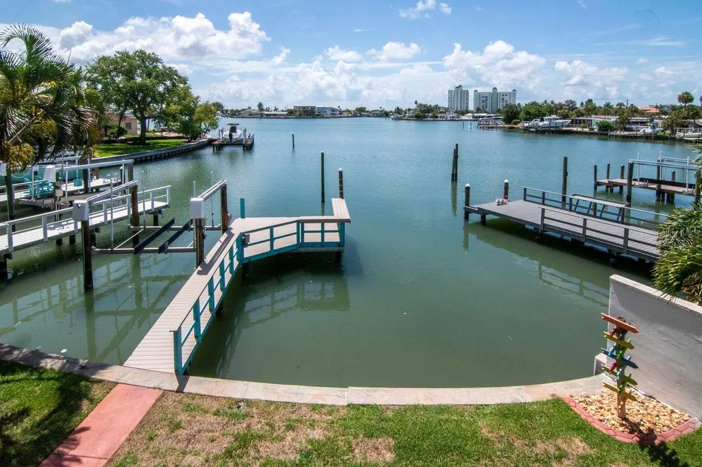 7025 Boca Ciega Drive St Pete Beach FL 33706