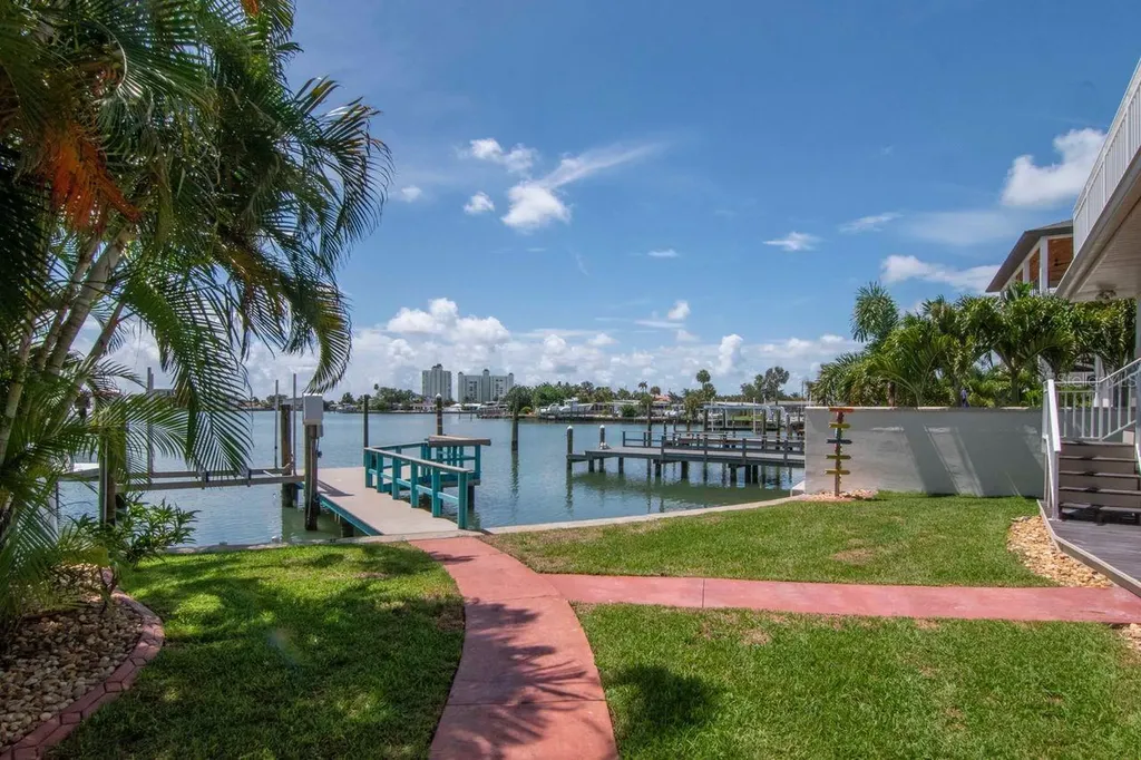 7025 Boca Ciega Drive St Pete Beach FL 33706