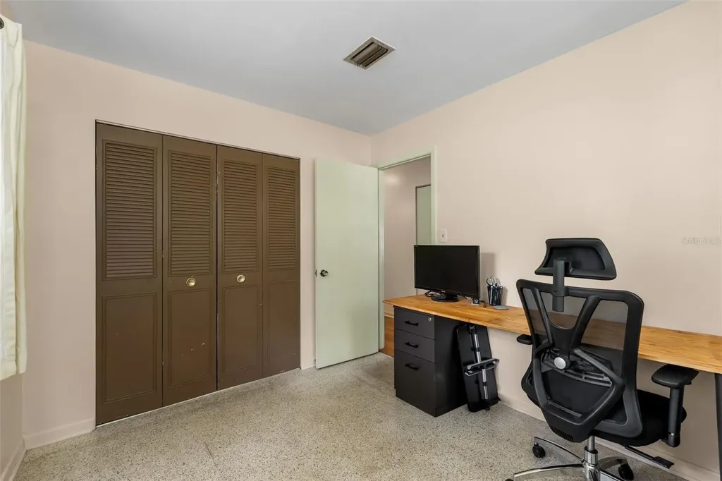 805 NW 39th Drive Gainesville FL 32605