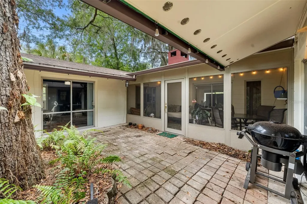 805 NW 39th Drive Gainesville FL 32605