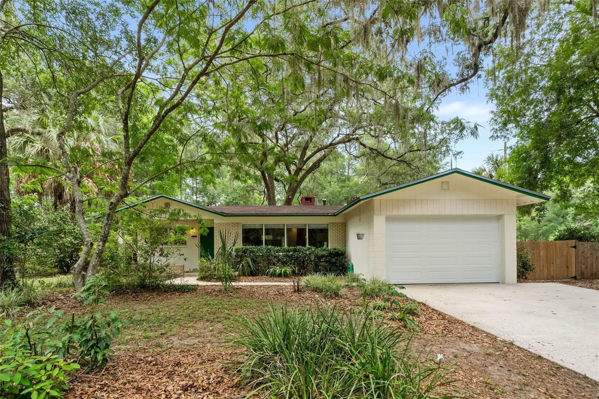 805 NW 39th Drive Gainesville FL 32605