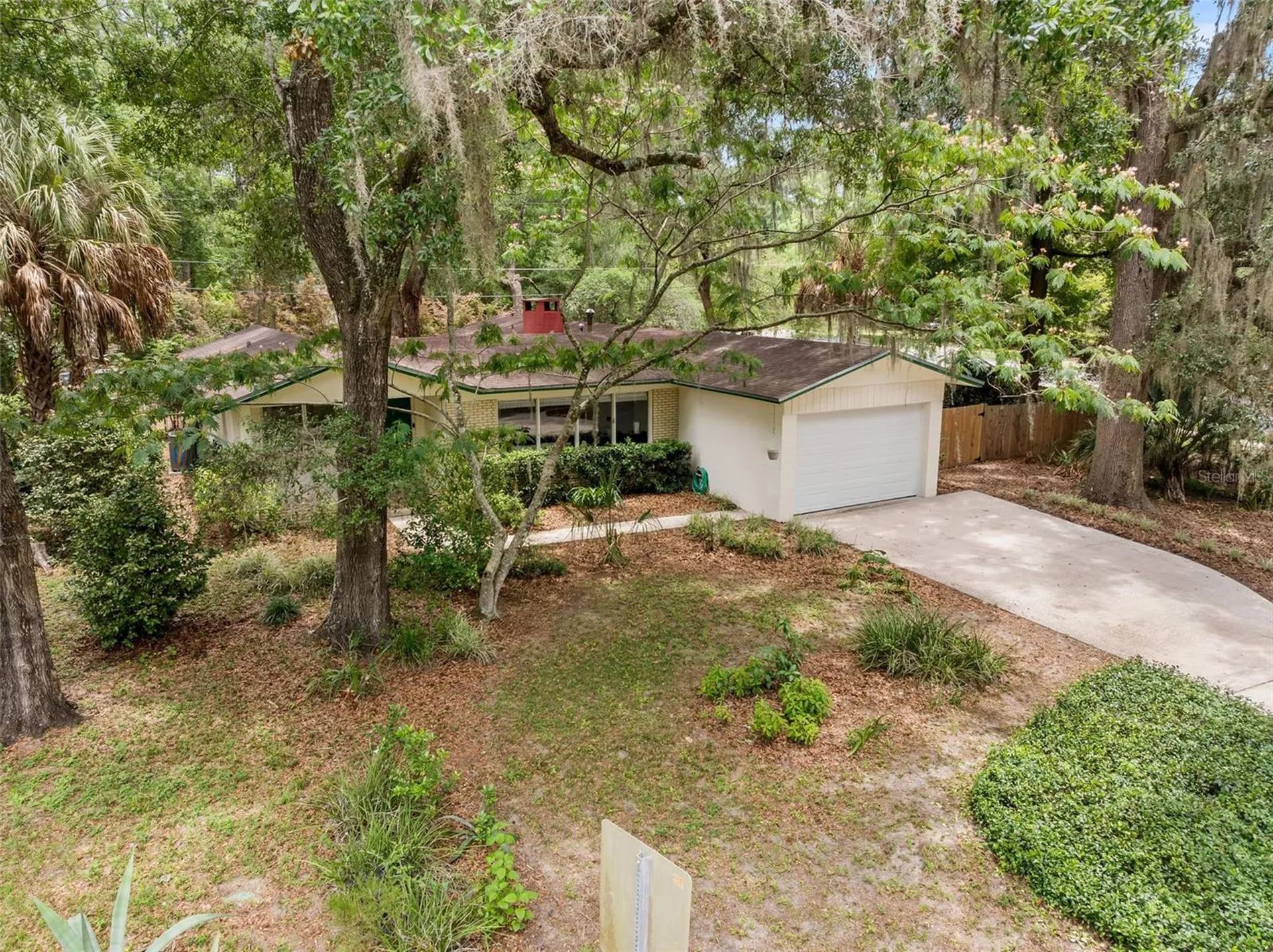 805 NW 39th Drive Gainesville FL 32605