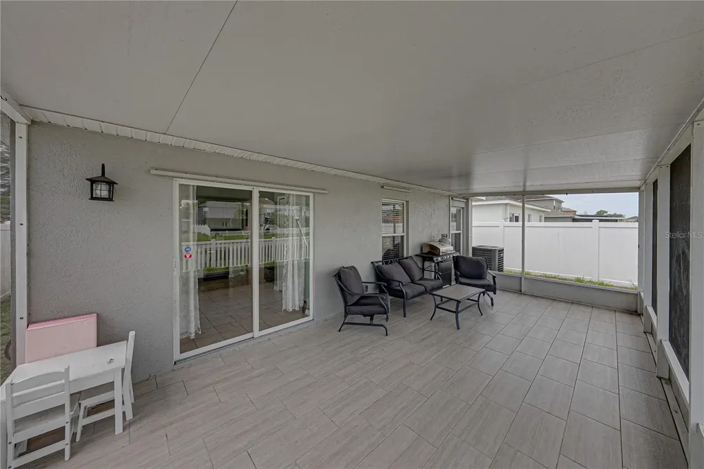 8160 Canterbury Lake Boulevard Tampa FL 33619