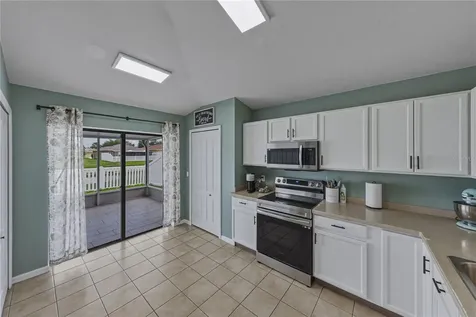 8160 Canterbury Lake Boulevard Tampa FL 33619