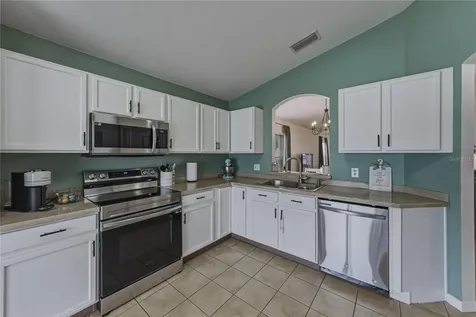 8160 Canterbury Lake Boulevard Tampa FL 33619