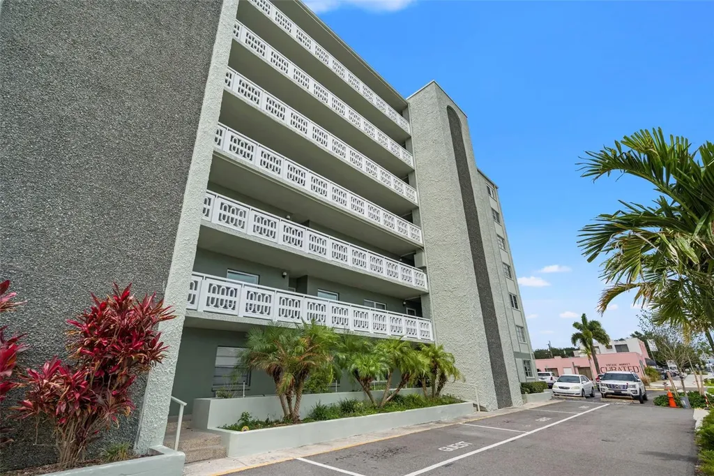 7321 Central Avenue St Petersburg FL 33710
