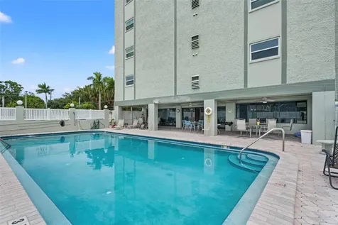 7321 Central Avenue St Petersburg FL 33710