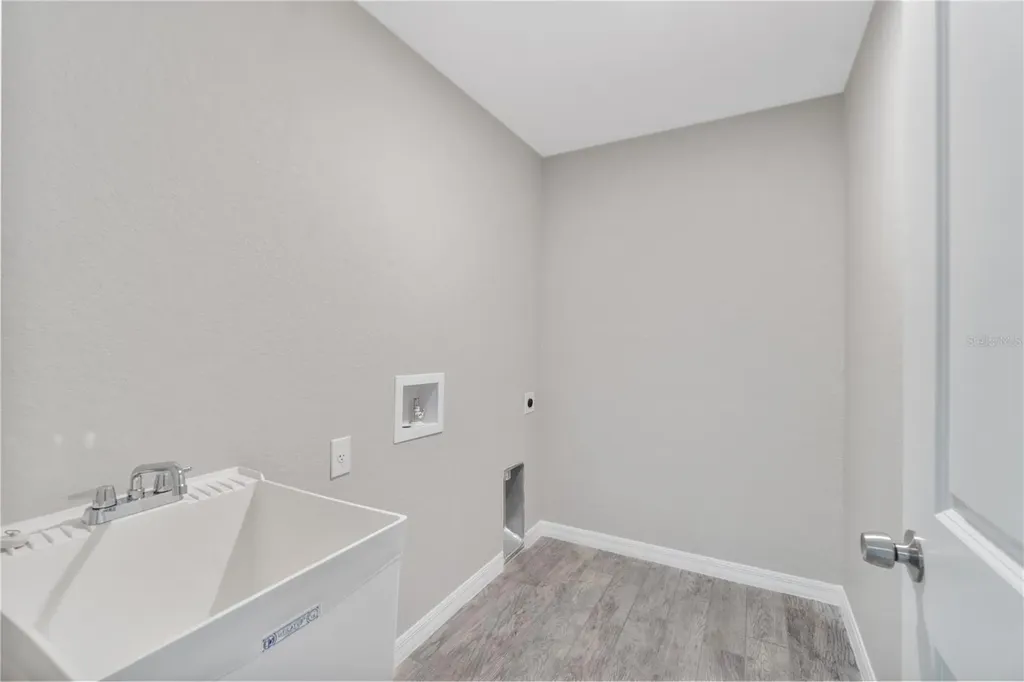 12107 Brookside Avenue Port Charlotte FL 33981