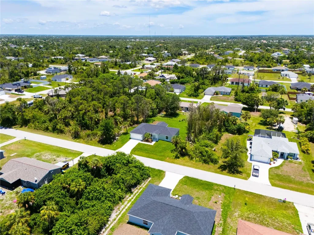 12107 Brookside Avenue Port Charlotte FL 33981
