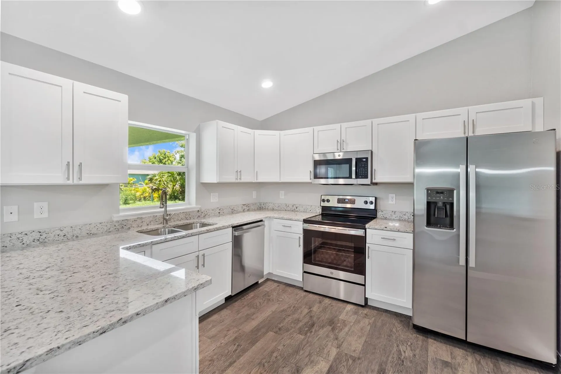 12107 Brookside Avenue Port Charlotte FL 33981