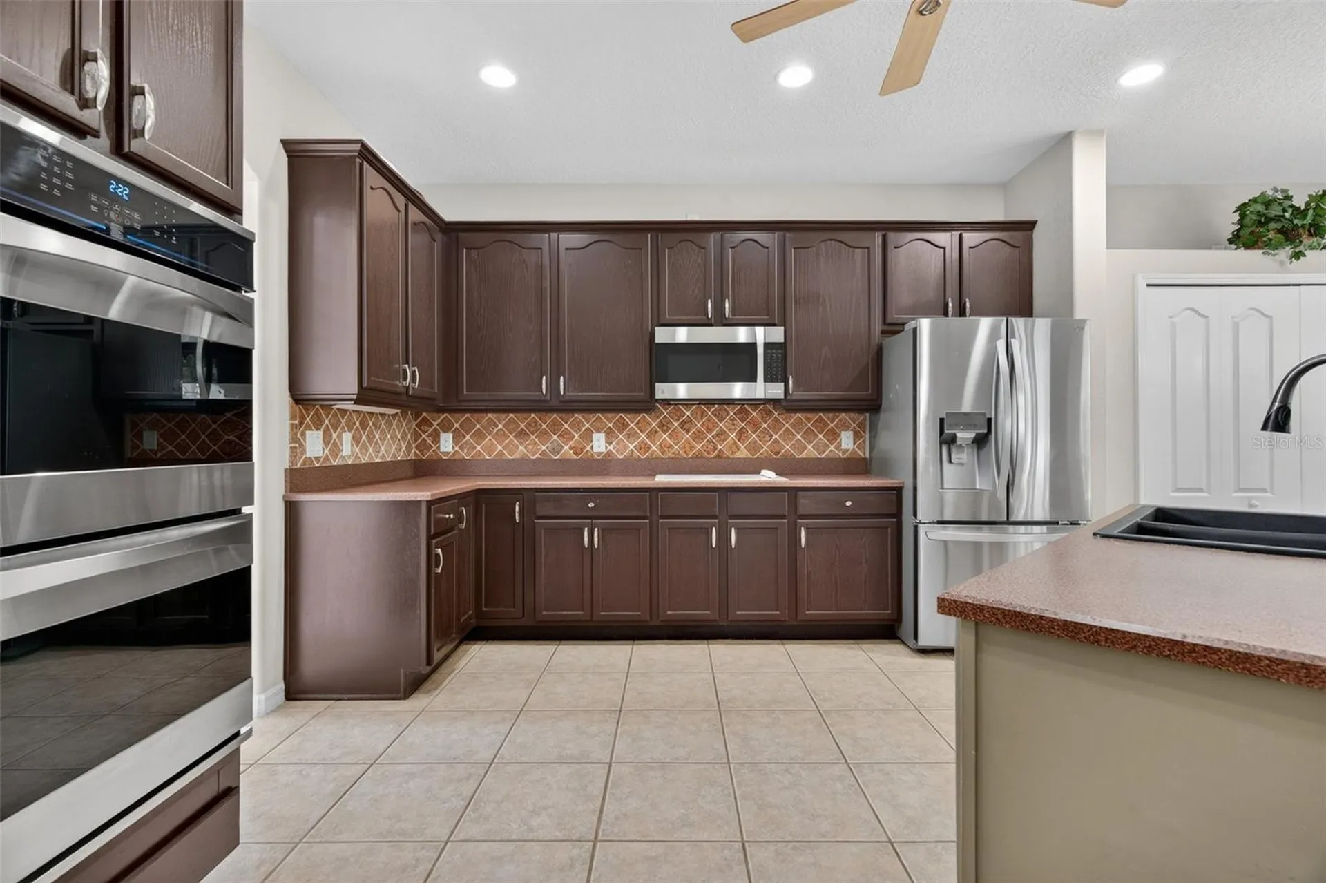 1880 Oak Grove Chase Drive Orlando FL 32820