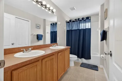 1880 Oak Grove Chase Drive Orlando FL 32820