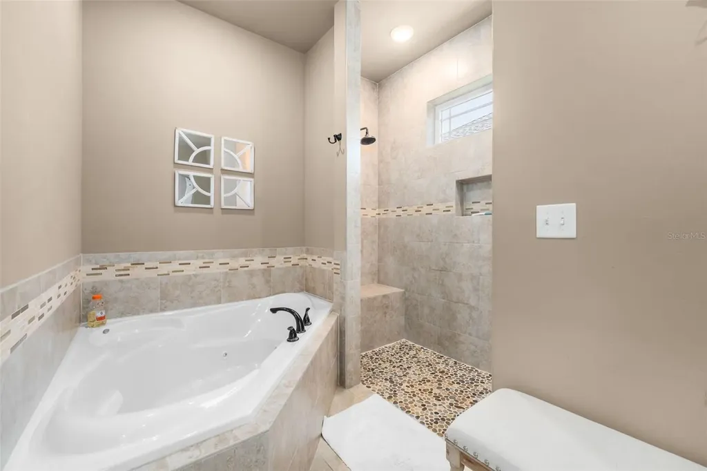 24674 SW 19th Place Newberry FL 32669