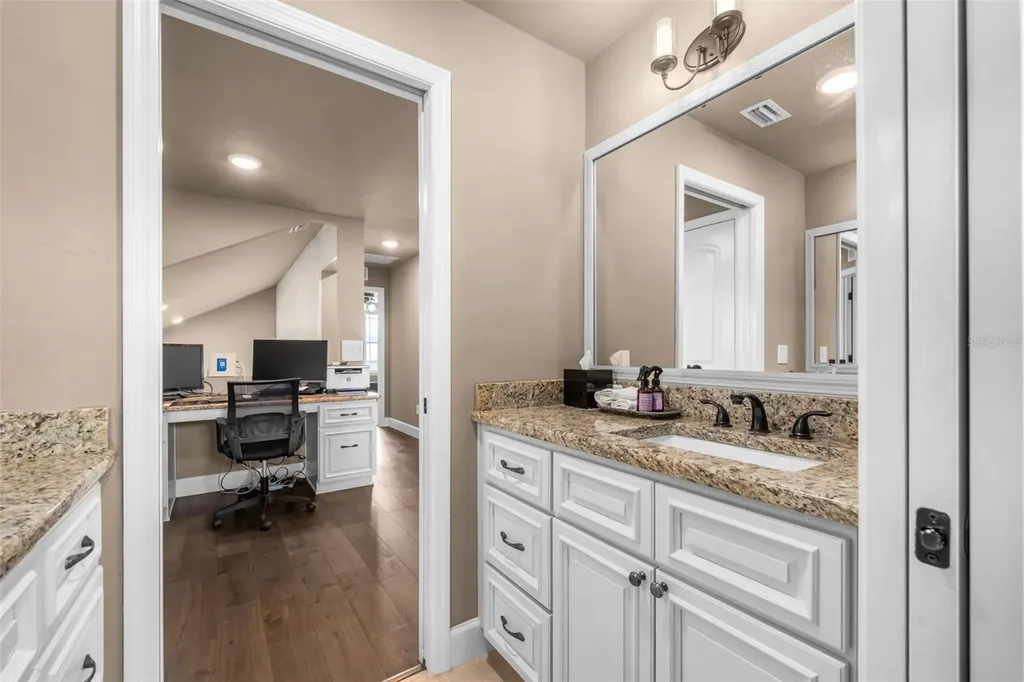 24674 SW 19th Place Newberry FL 32669