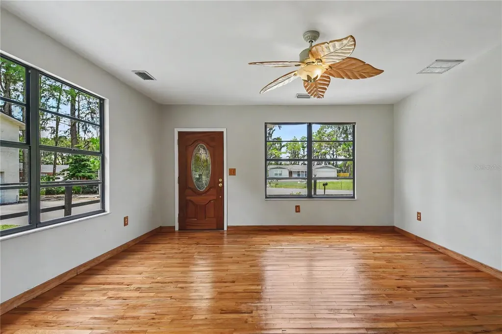 17305 Sherman Road Lutz FL 33558