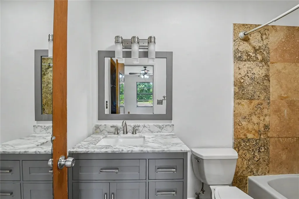 17305 Sherman Road Lutz FL 33558