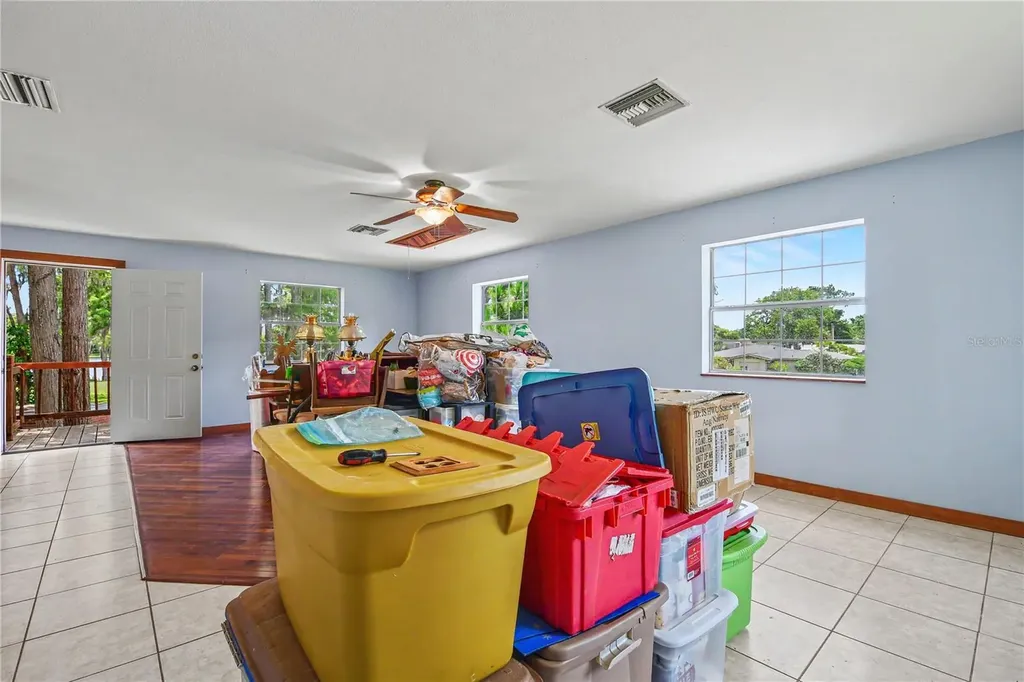 17305 Sherman Road Lutz FL 33558