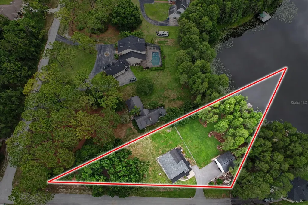 17305 Sherman Road Lutz FL 33558