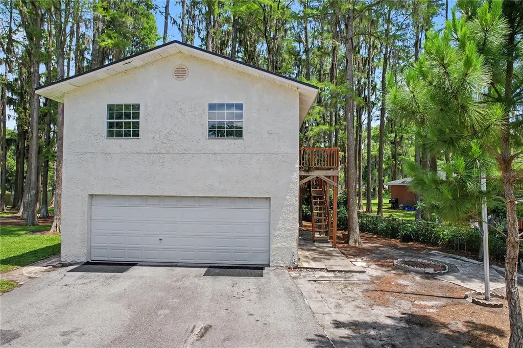 17305 Sherman Road Lutz FL 33558
