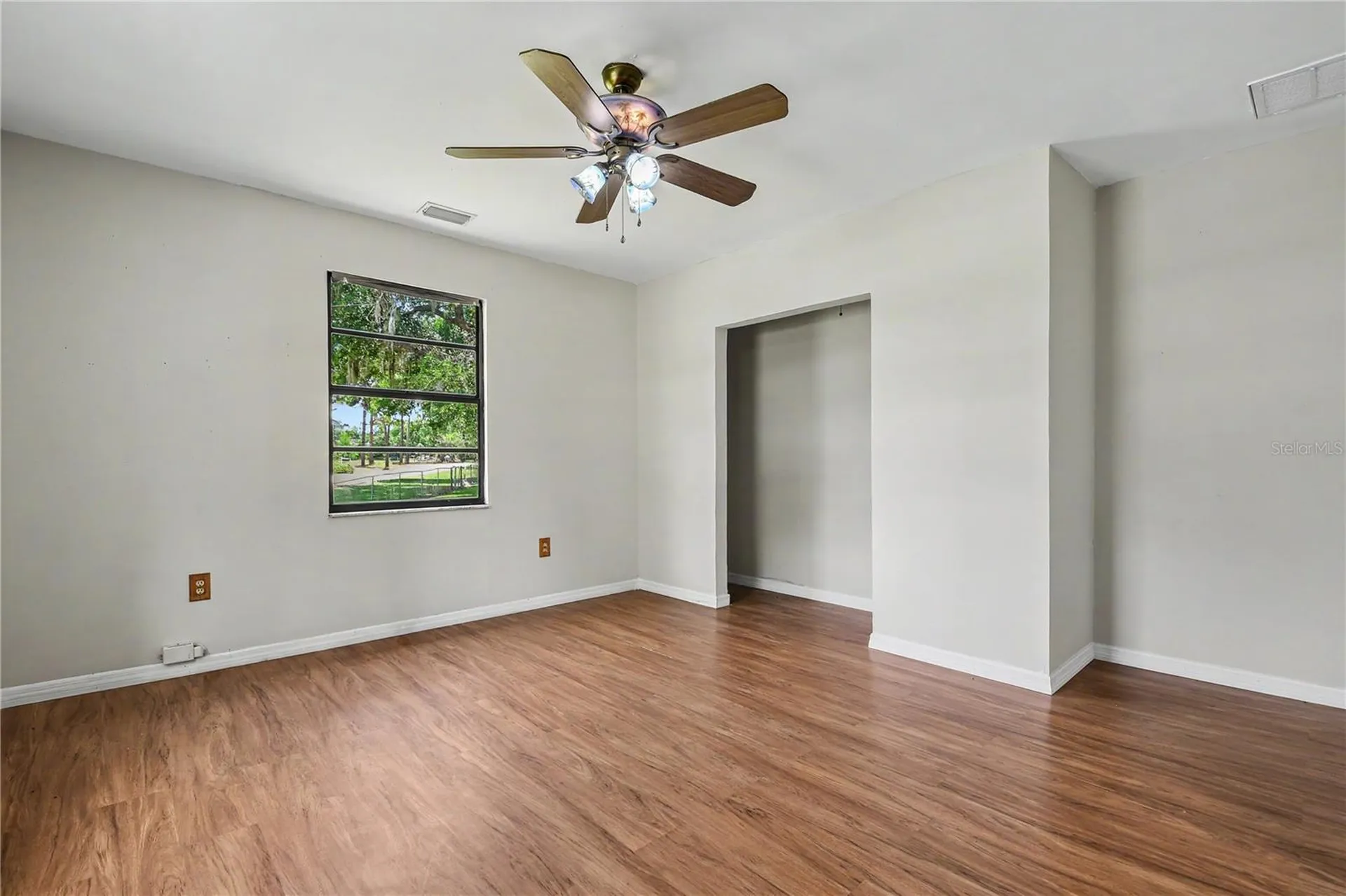 17305 Sherman Road Lutz FL 33558