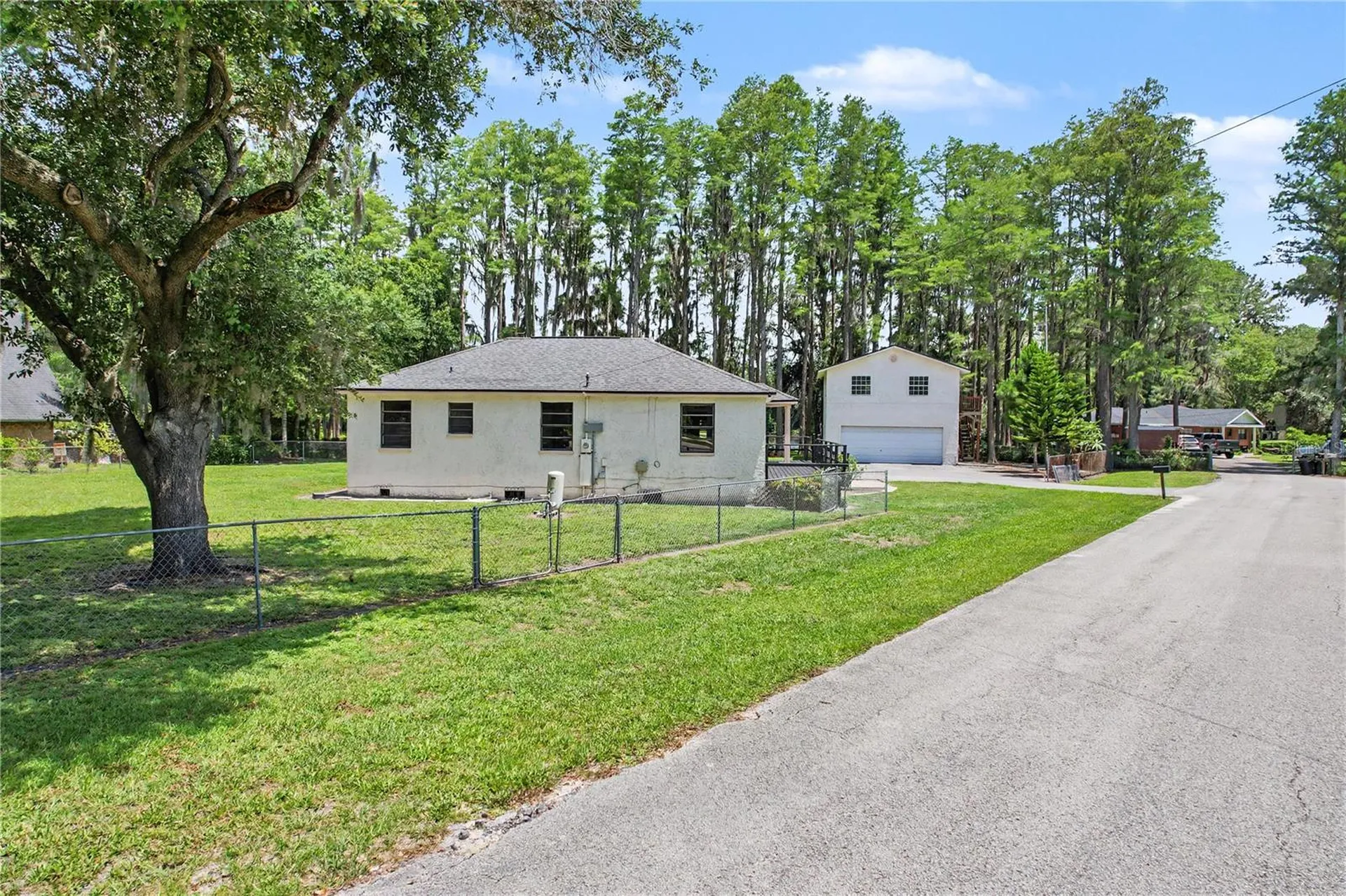17305 Sherman Road Lutz FL 33558