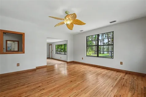 17305 Sherman Road Lutz FL 33558