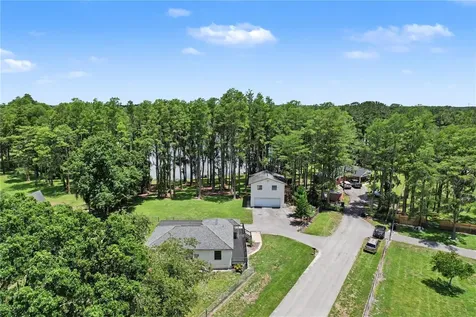 17305 Sherman Road Lutz FL 33558