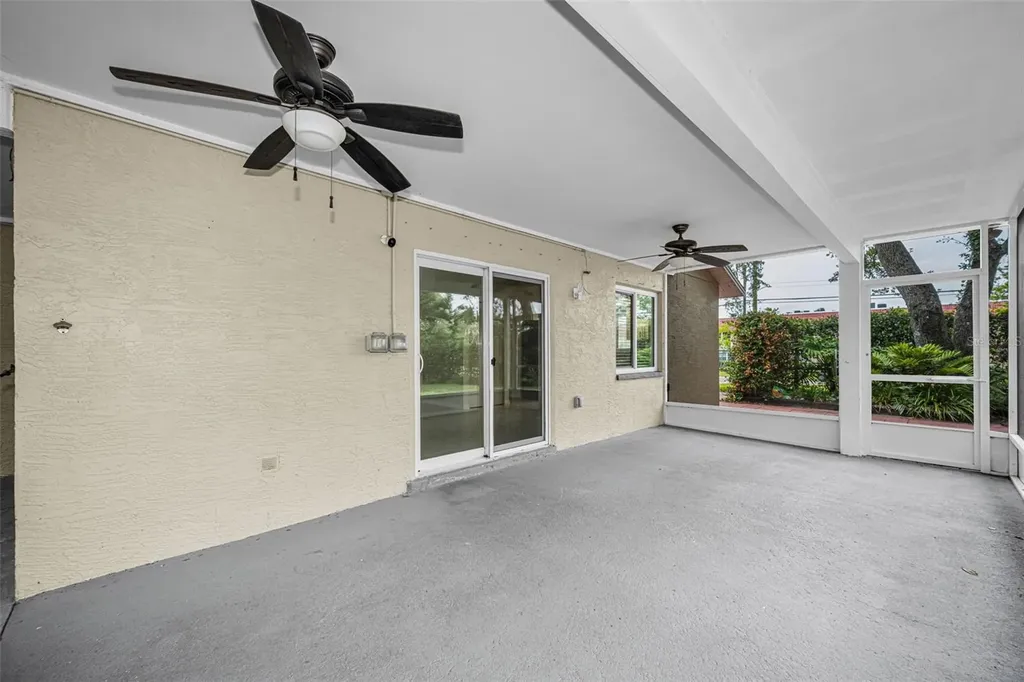 10050 62nd Avenue N St Petersburg FL 33708